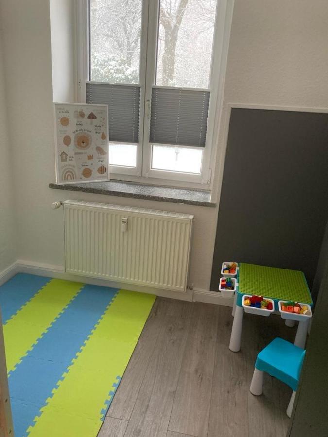 Familienwohnung Am Pfaffenteich Schwerin  Zewnętrze zdjęcie